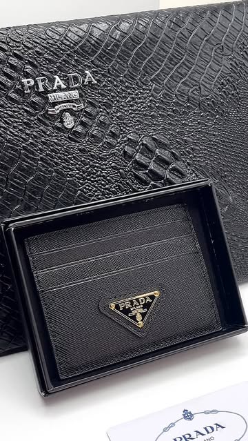 اکسسوری پرادا | Prada Accessories