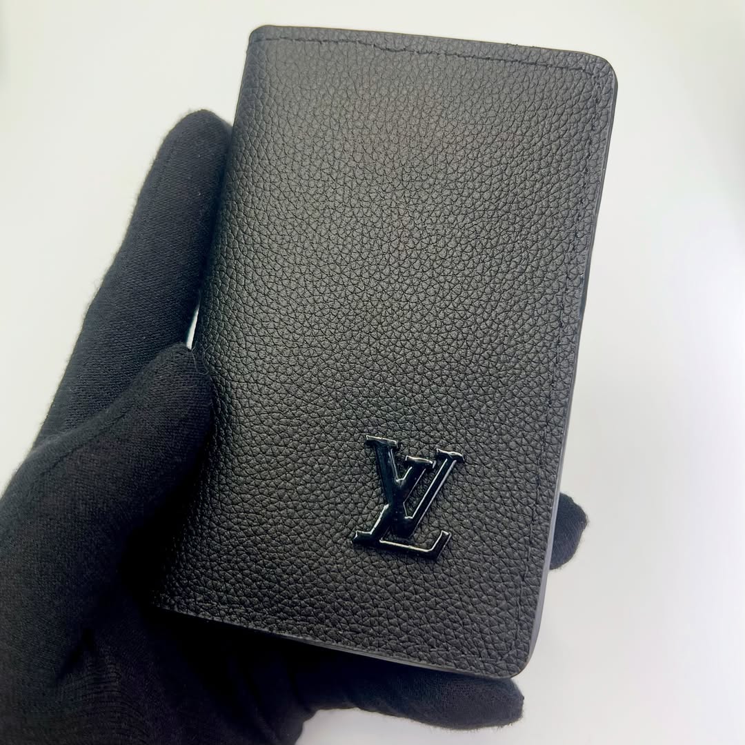 جاکارتی فول‌پک مشکی louisvitton